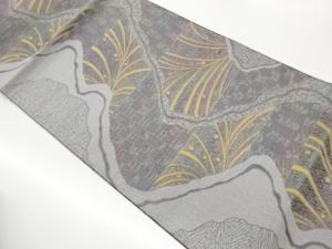 本場筑前博多よろけ縞に抽象模様織出し名古屋帯